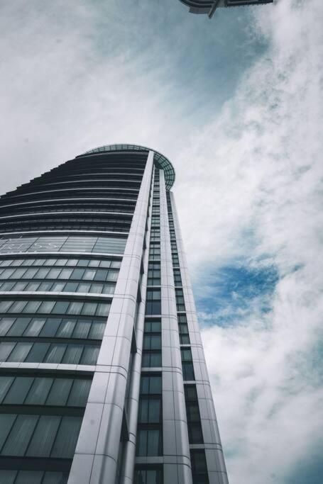 Serviced Luxurious 3+1 In Address Emaar Square Истанбул Екстериор снимка