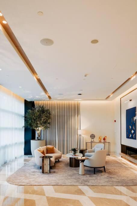 Serviced Luxurious 3+1 In Address Emaar Square Истанбул Екстериор снимка